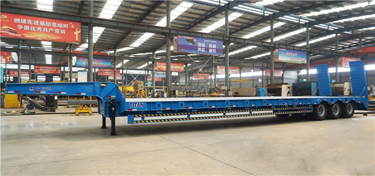 60 Ton 3 Axle Lowbed Truck Trailer for Sale