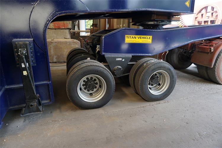 3 Line 6 Axle 120 Ton Low Bed Trailer Truck for Sale