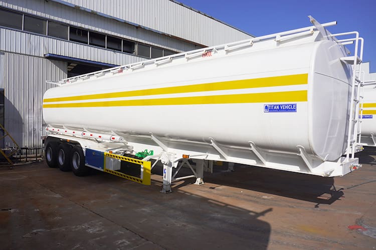 Tri Axle 57000 Liters Diesel Tanker Trailer for Sale