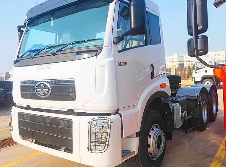 Faw J5P Hp 380 Tractor Truck for Sale in Tanzania