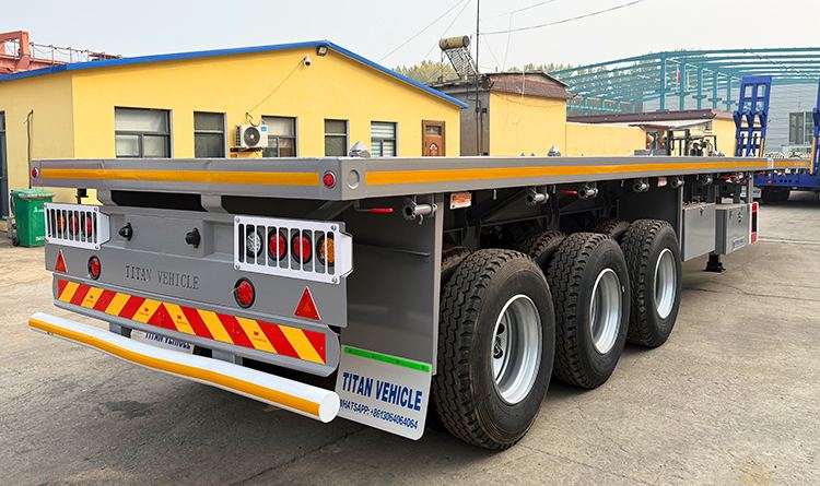 New Model 3 Axle 40 Ft Flatbed Trailer for Sale in Jamaica