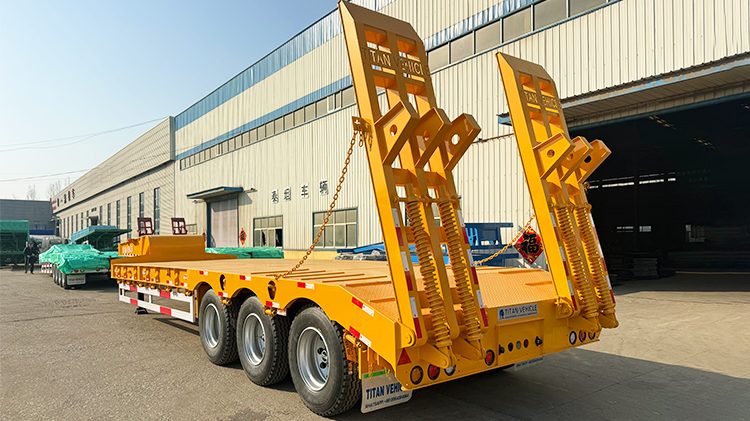 3 Axle 60 Ton Semi Lowbed Trailer for Sale in Jamaica